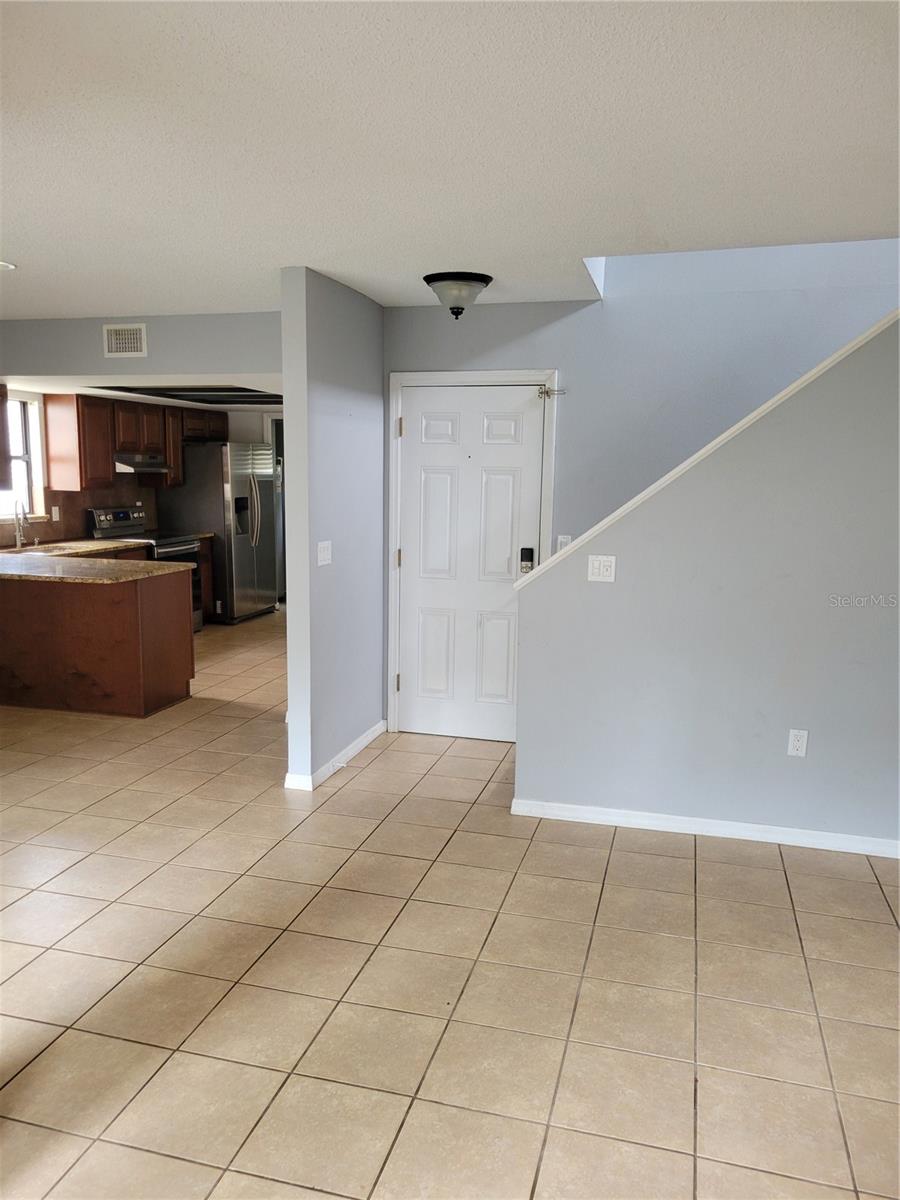 3546 Raintree Way Property Photo 10