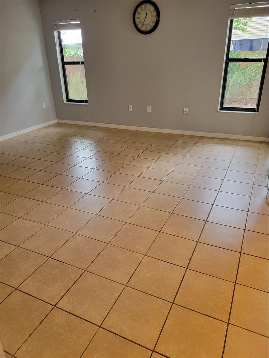 3546 Raintree Way Property Photo 12