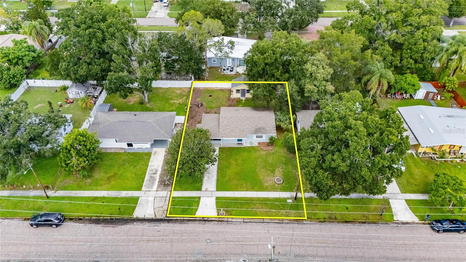 4421 W Iowa Ave Property Photo 6