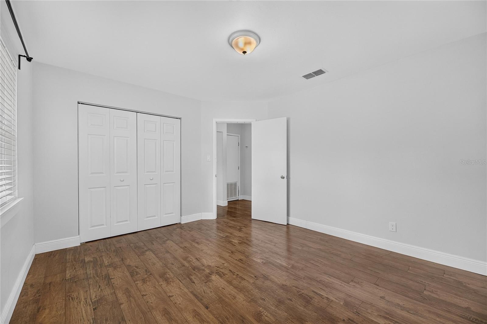4421 W Iowa Ave Property Photo 24