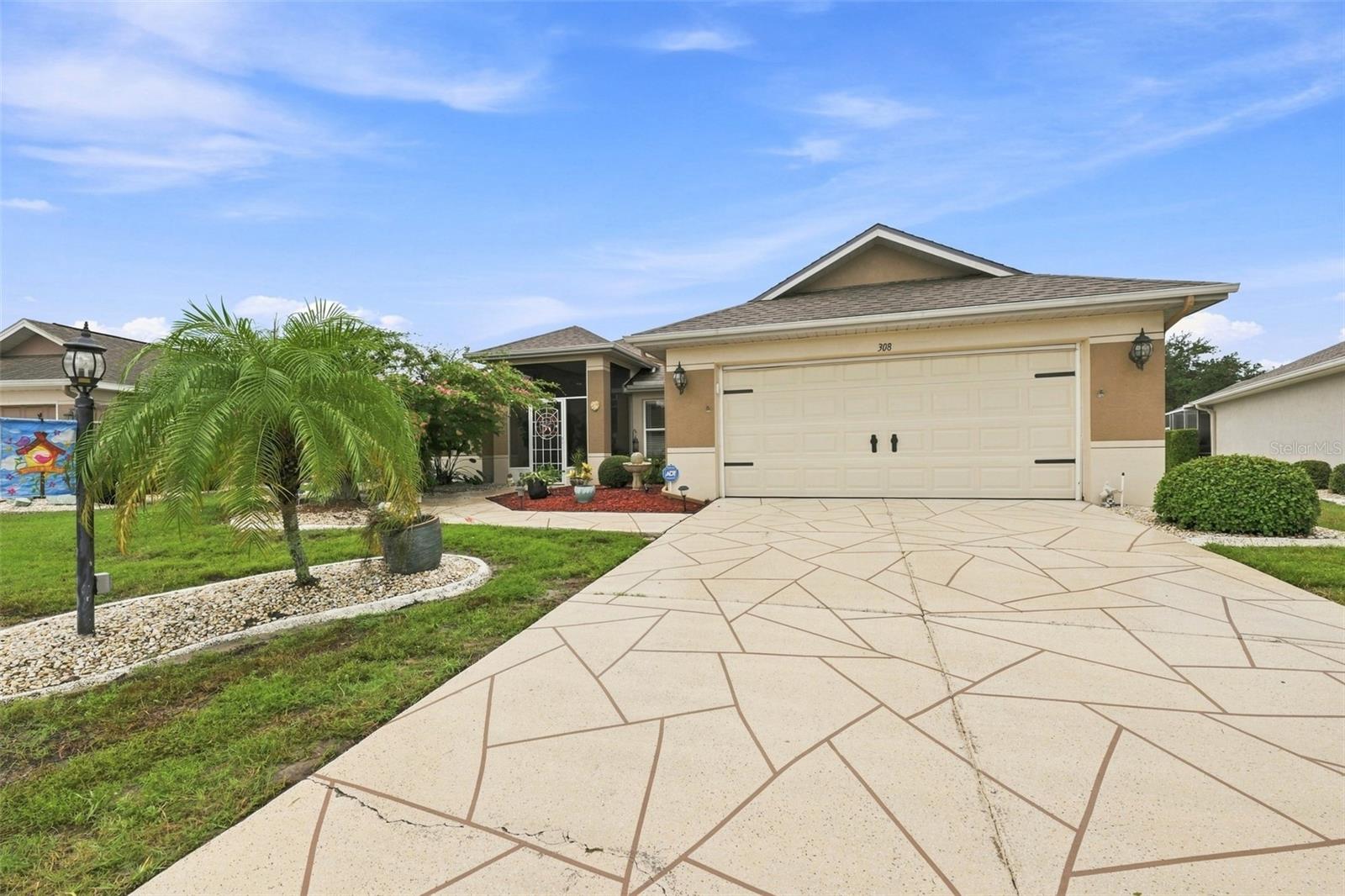 308 Caloosa Palms Ct Property Photo 1