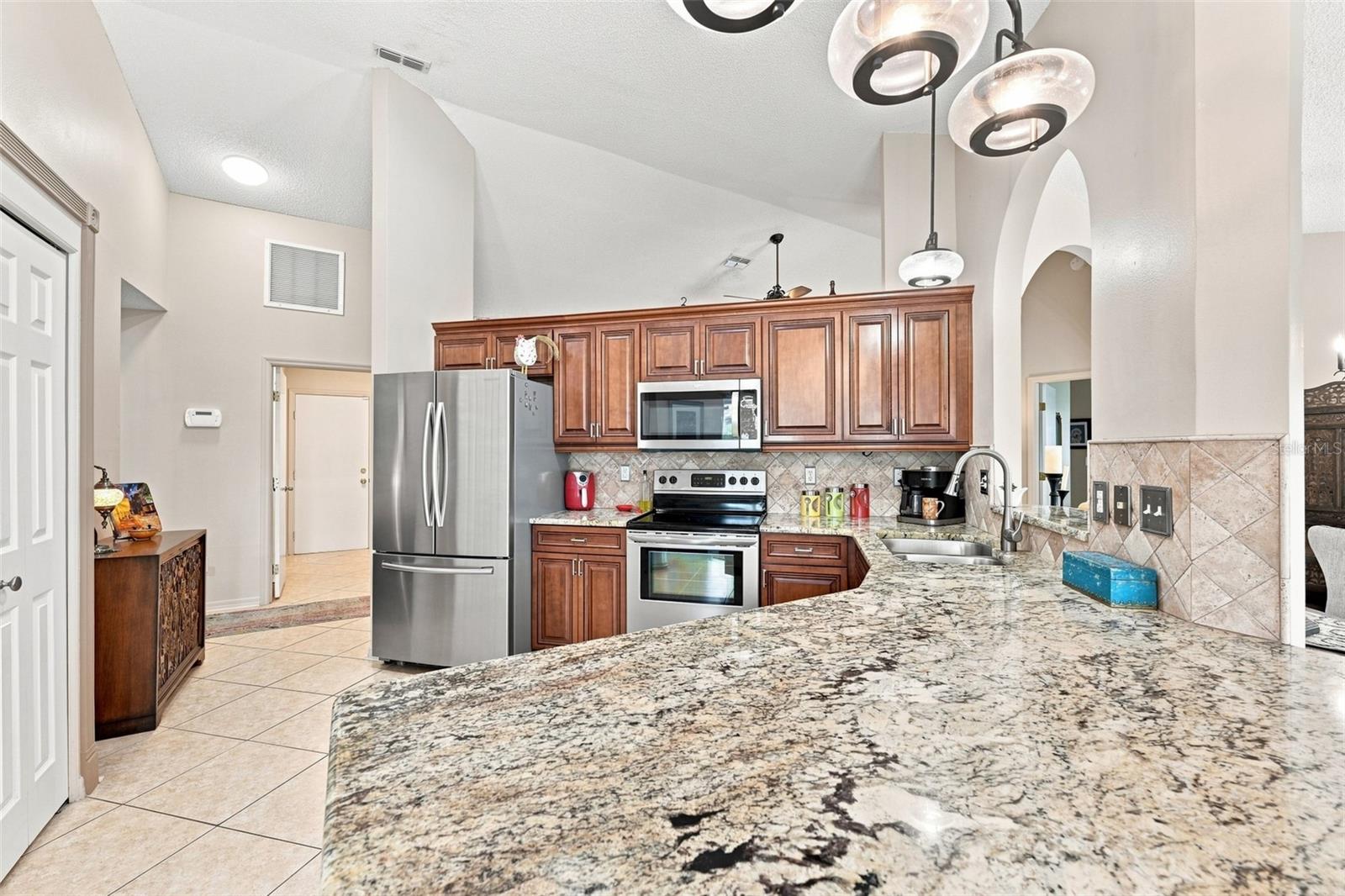 308 Caloosa Palms Ct Property Photo 30