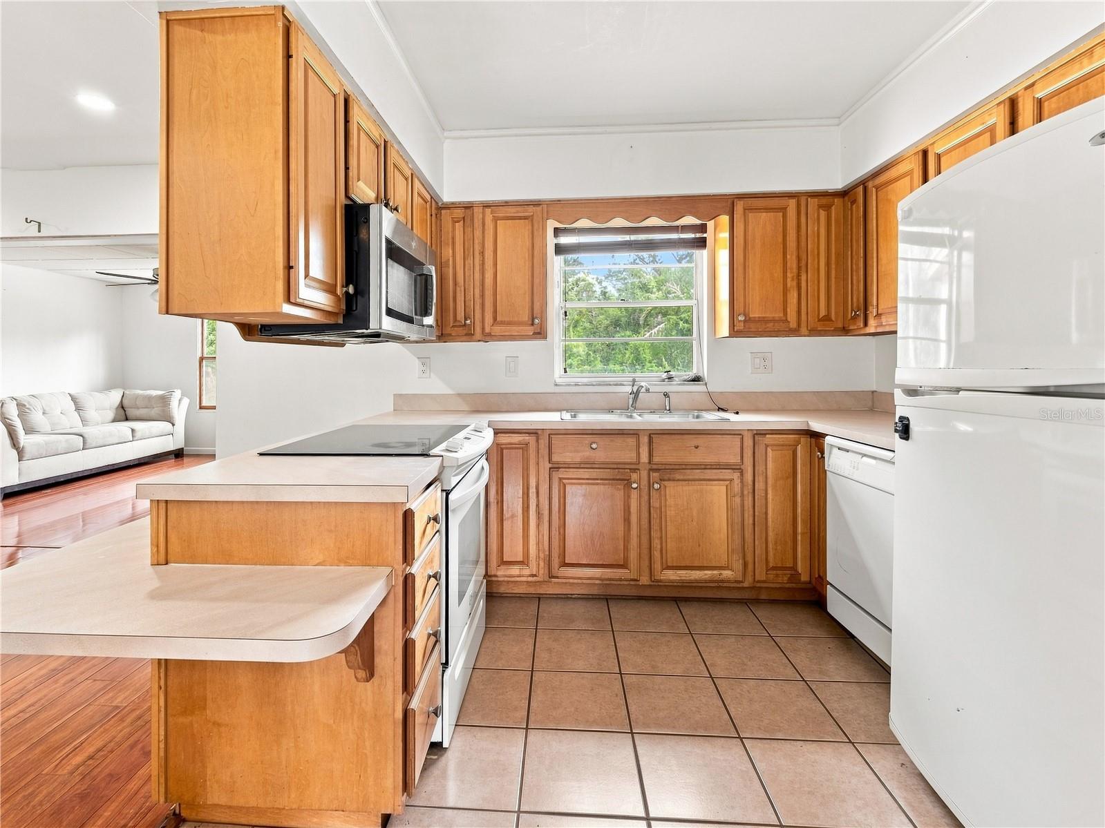 8906 E Lanway Dr Property Photo 15