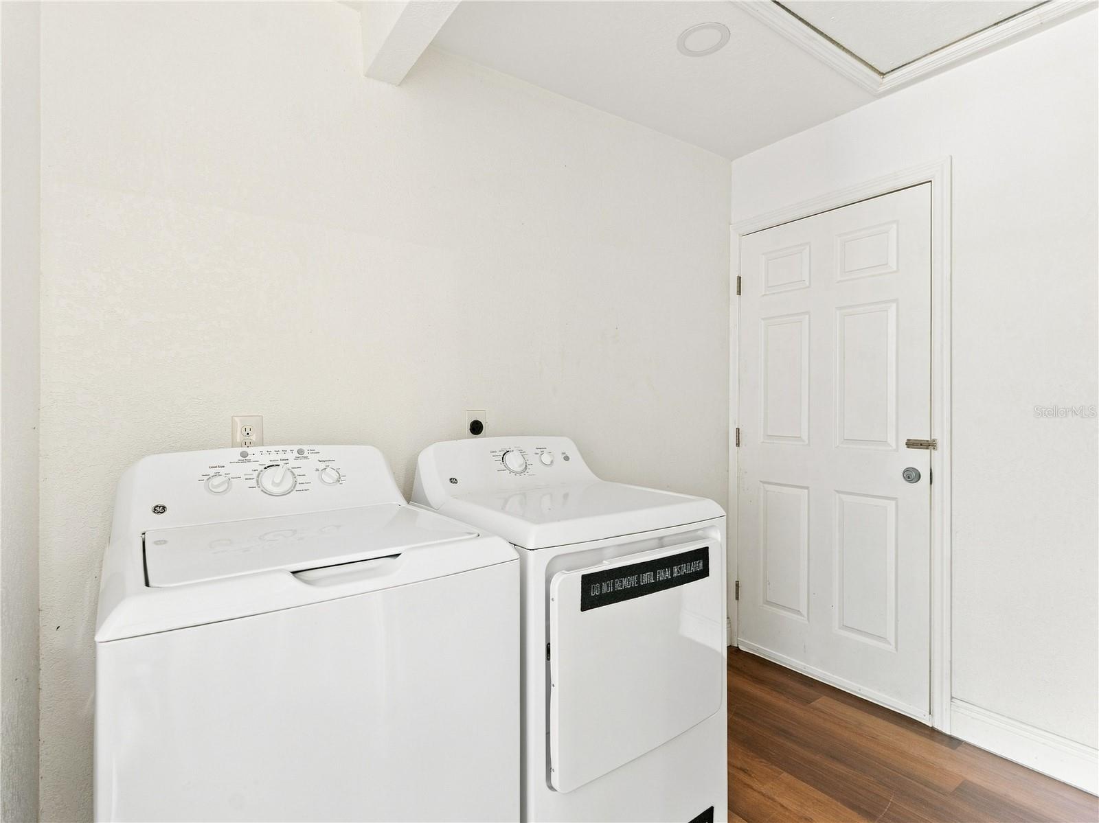 8906 E Lanway Dr Property Photo 23