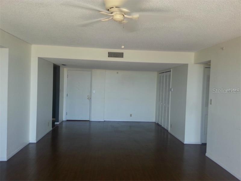 255 Dolphin Pt #710 Property Photo 12