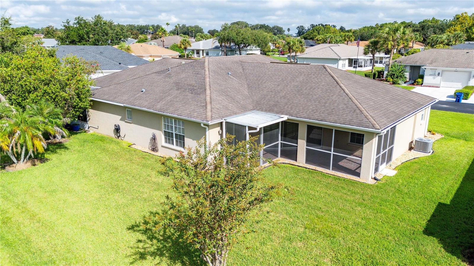 29338 Marker Loop Property Photo 3