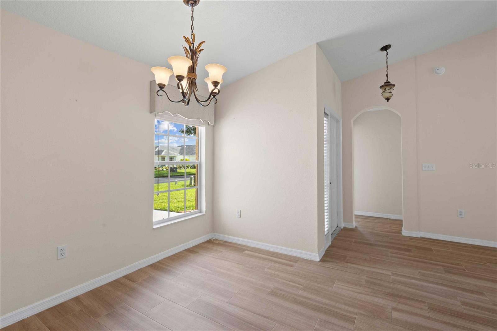 29338 Marker Loop Property Photo 13
