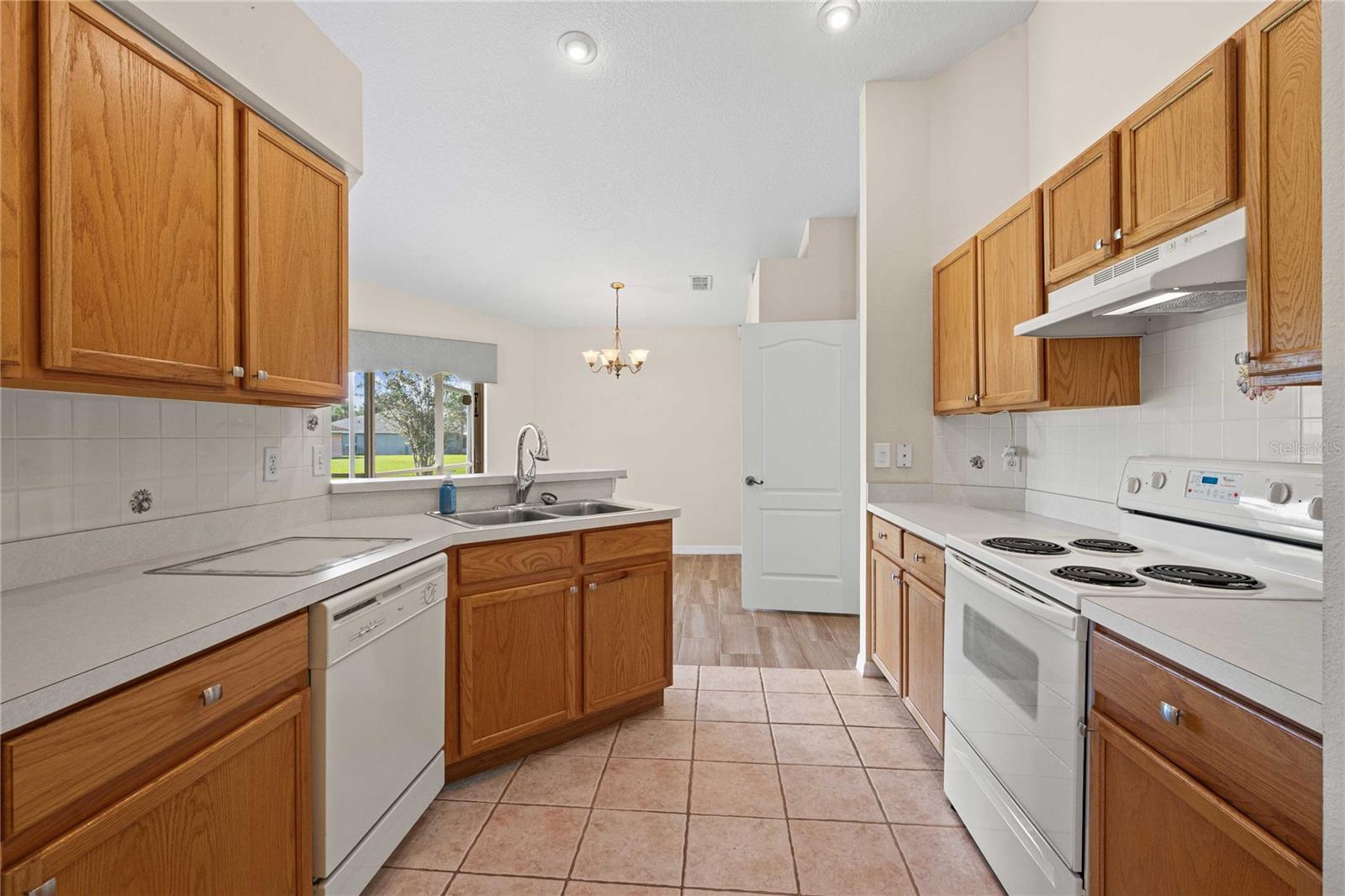 29338 Marker Loop Property Photo 17