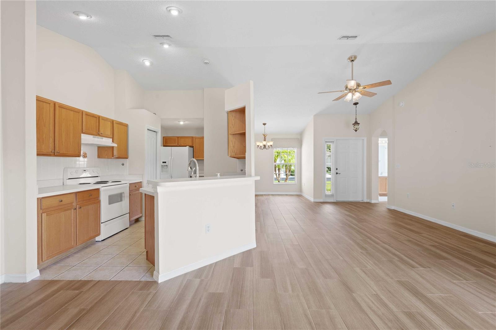 29338 Marker Loop Property Photo 30