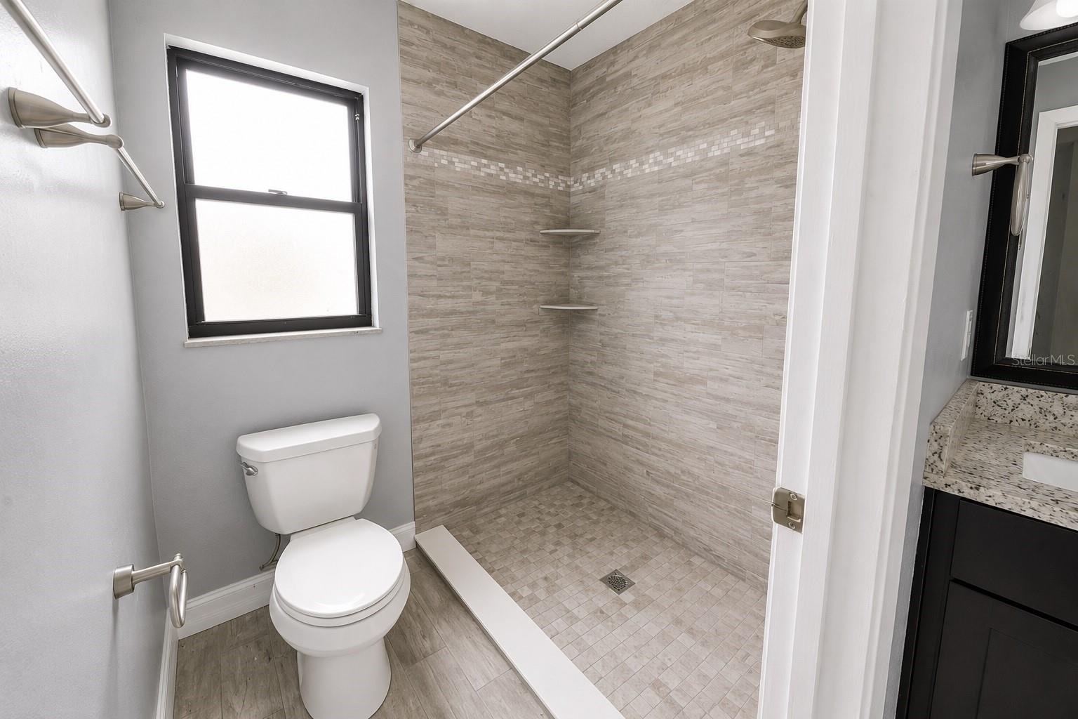 6530 Bimini Ct Property Photo 11