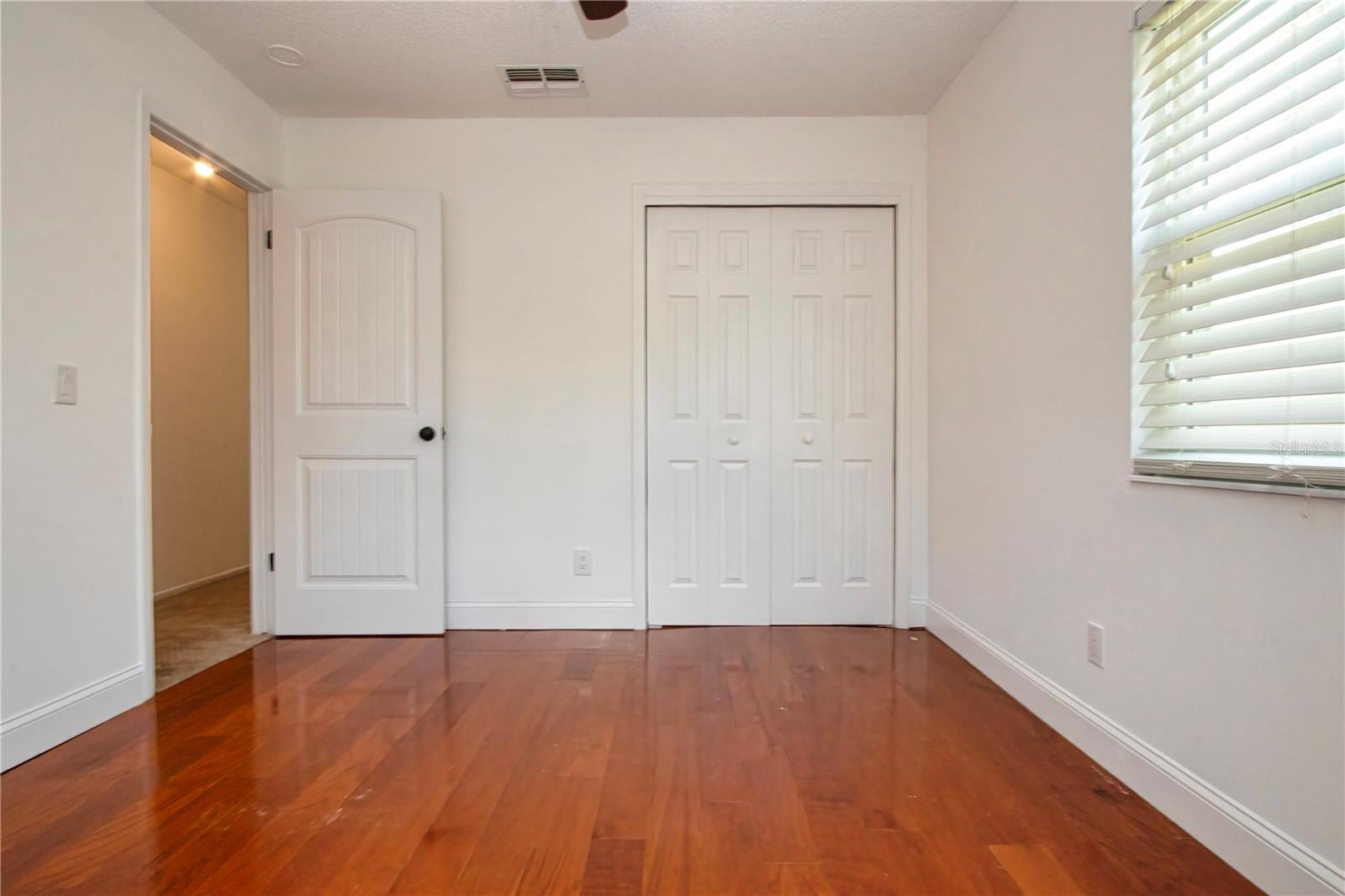 2501 Lightfoot Rd Property Photo 24