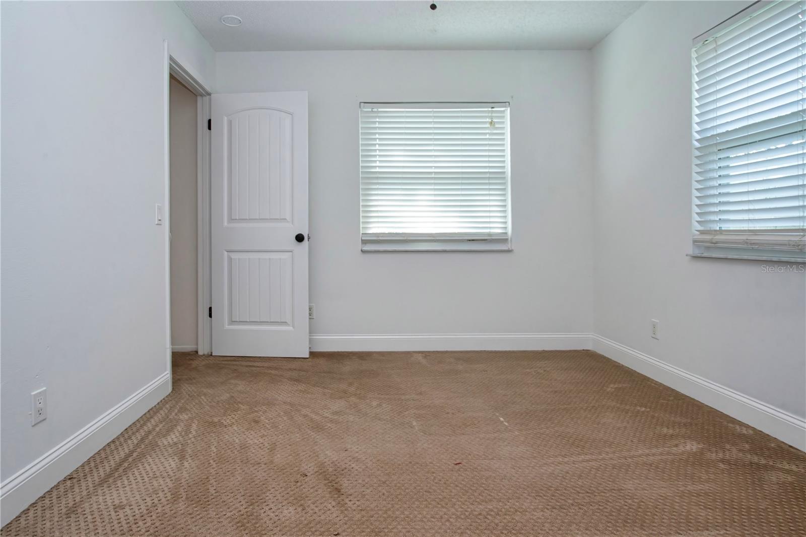2501 Lightfoot Rd Property Photo 30