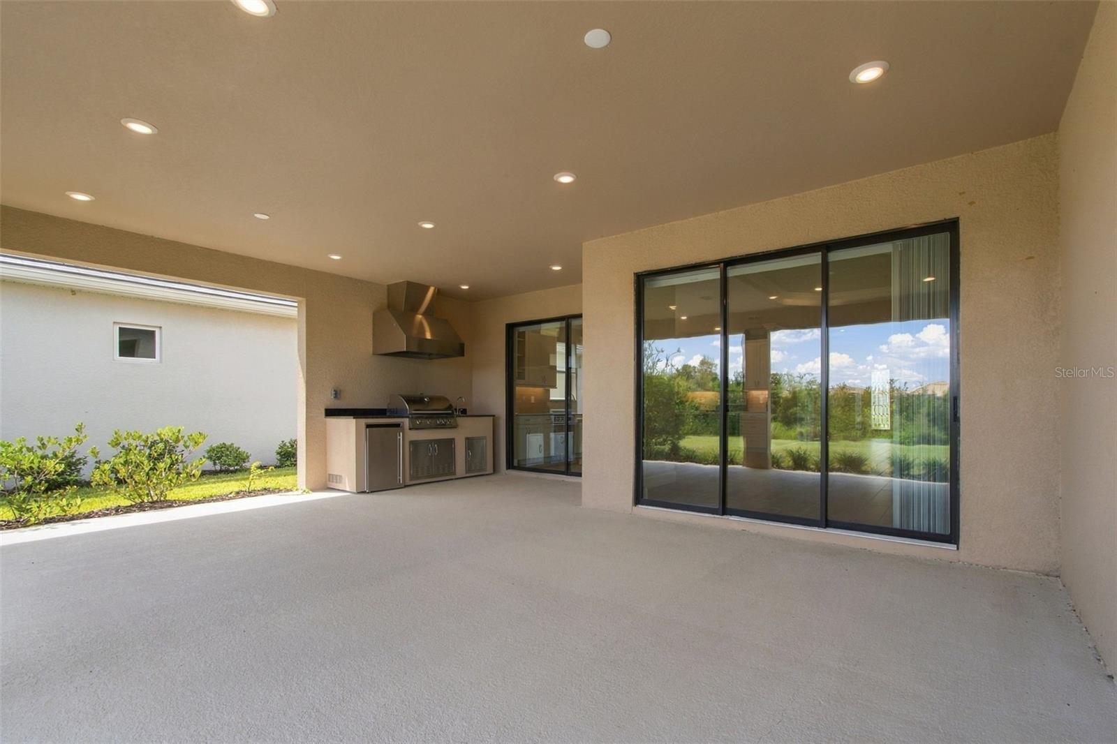 4798 Rosatti Rd Property Photo 4