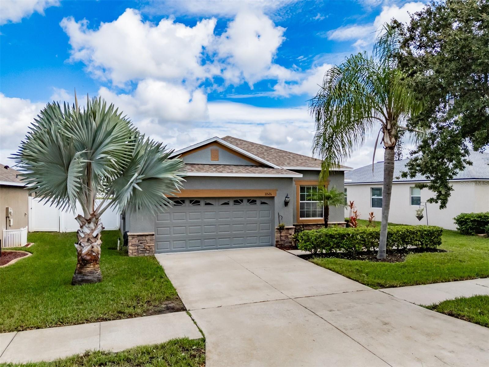 11526 ASHTON FIELD Property Photo 1