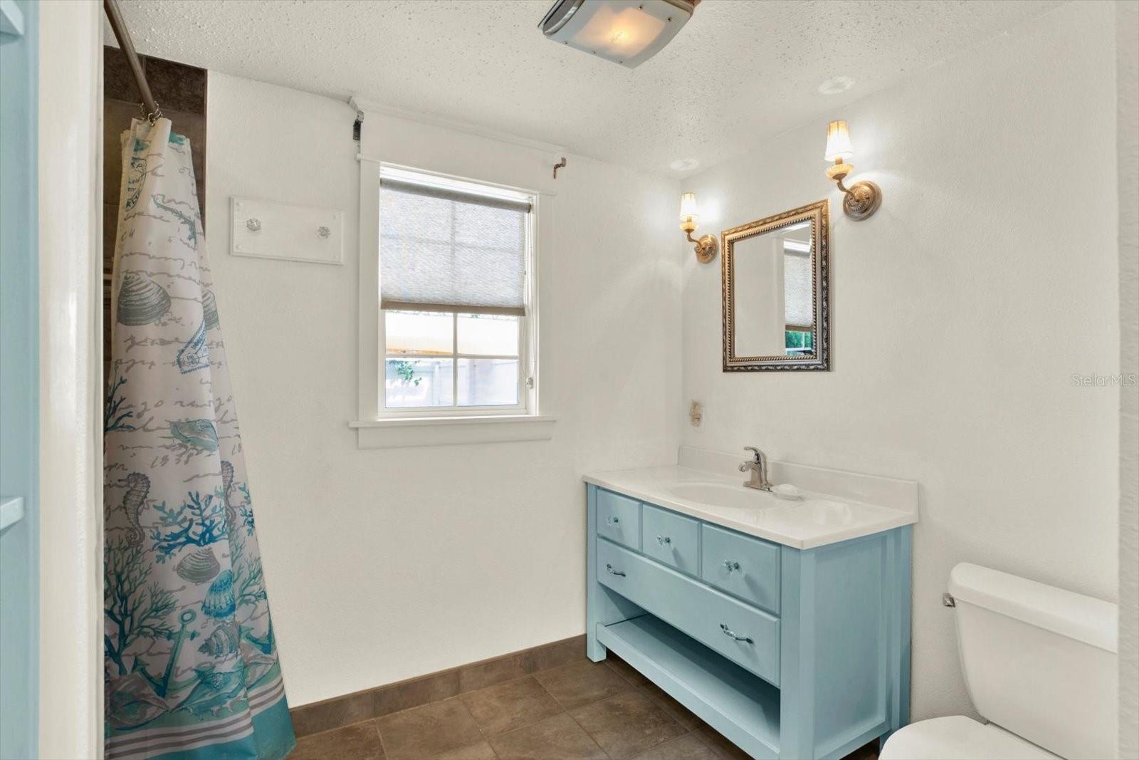 1601 Avoca Dr Property Photo 16