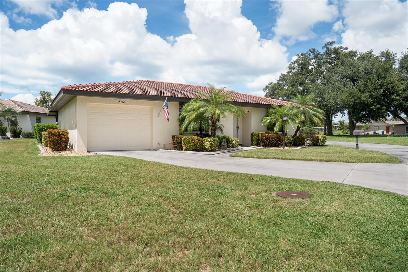 888 Senda Oro #6 Property Photo 1