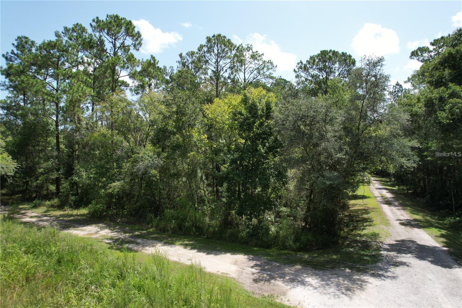 Merryhill Dr Property Photo 1