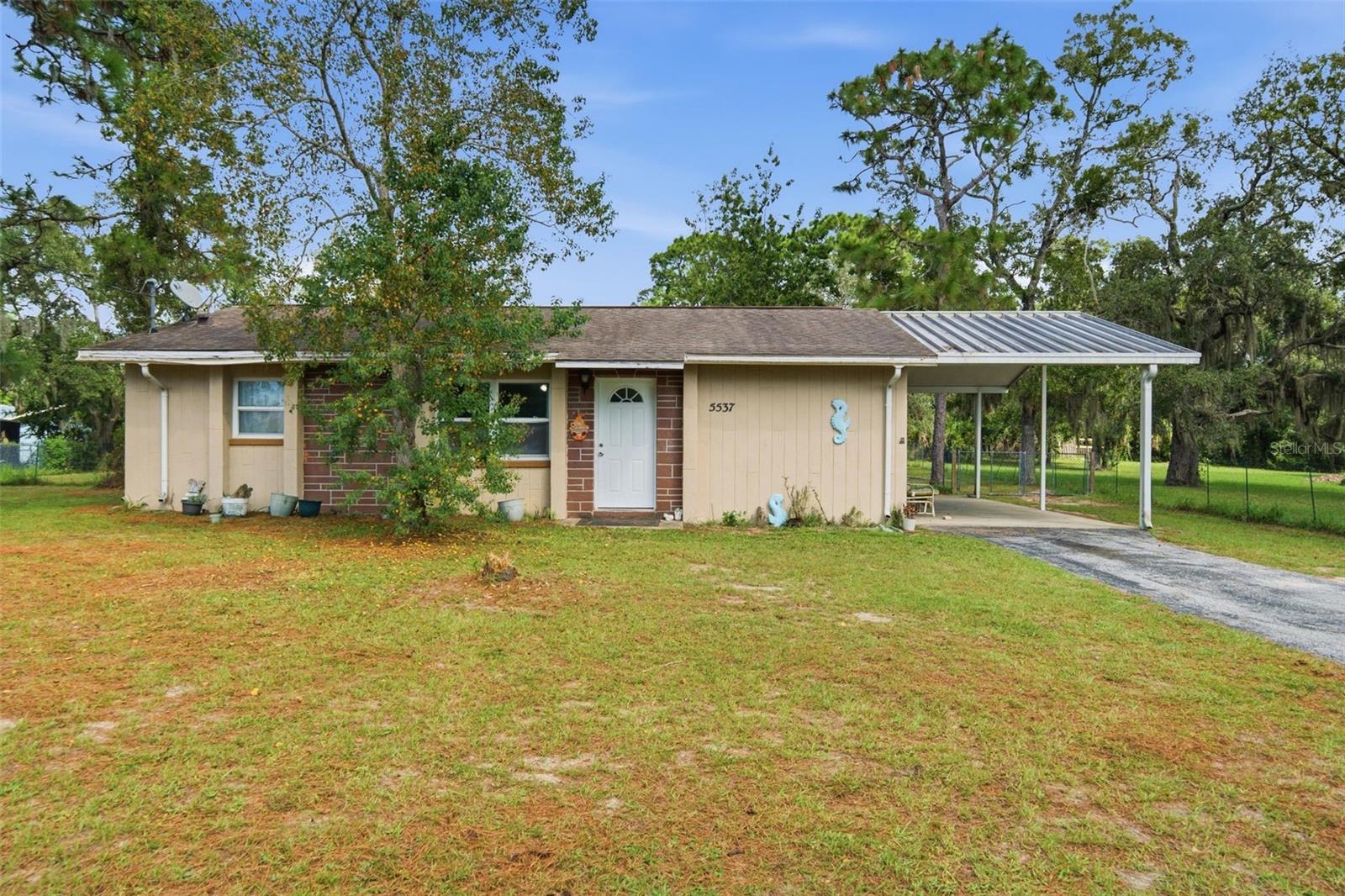 5537 W Cagney Loop Property Photo 1