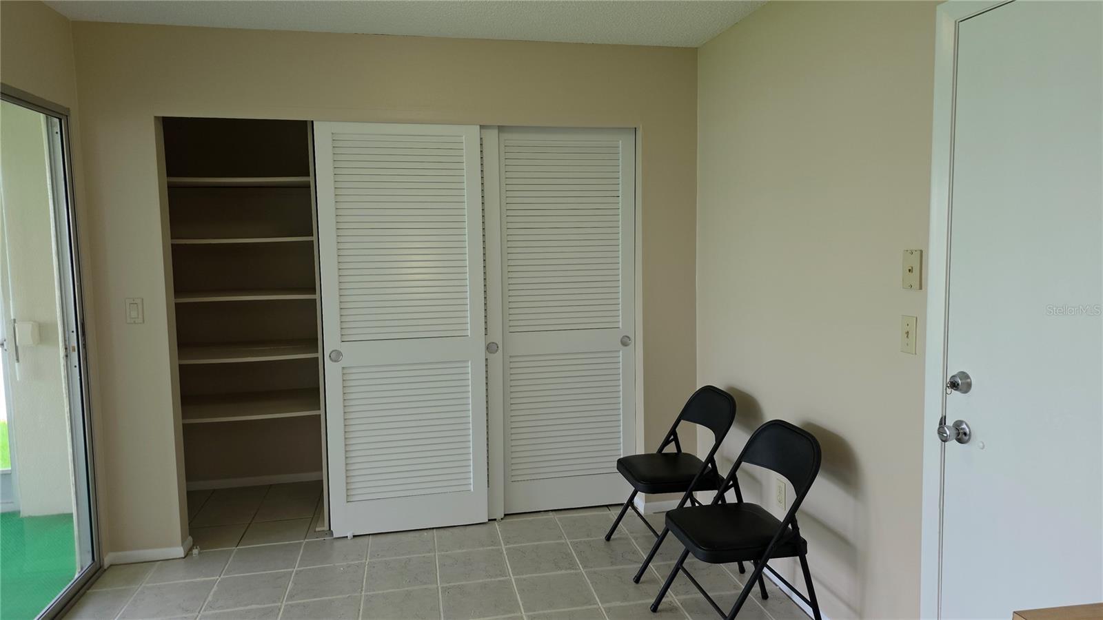 TB8546149 Property Photo 12