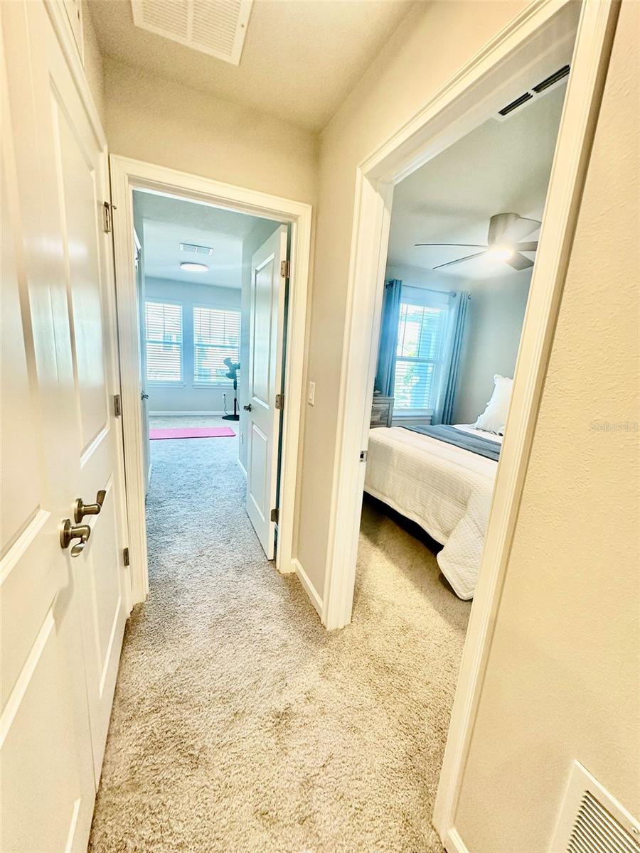 8511 Primrose Willow Pl Property Photo 17