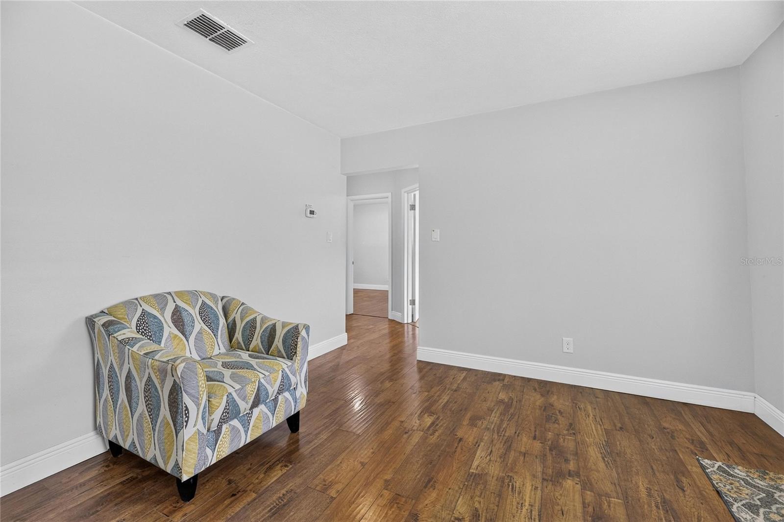 4421 W Iowa Ave Property Photo 16