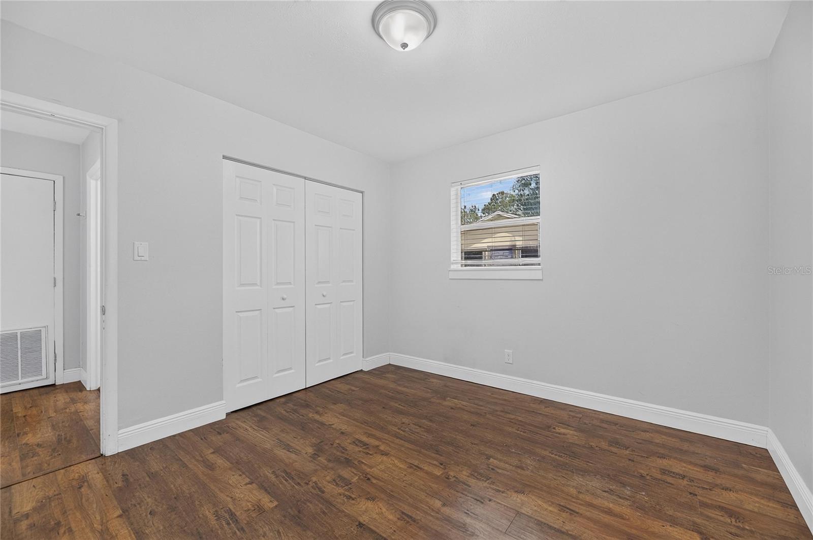 4421 W Iowa Ave Property Photo 24
