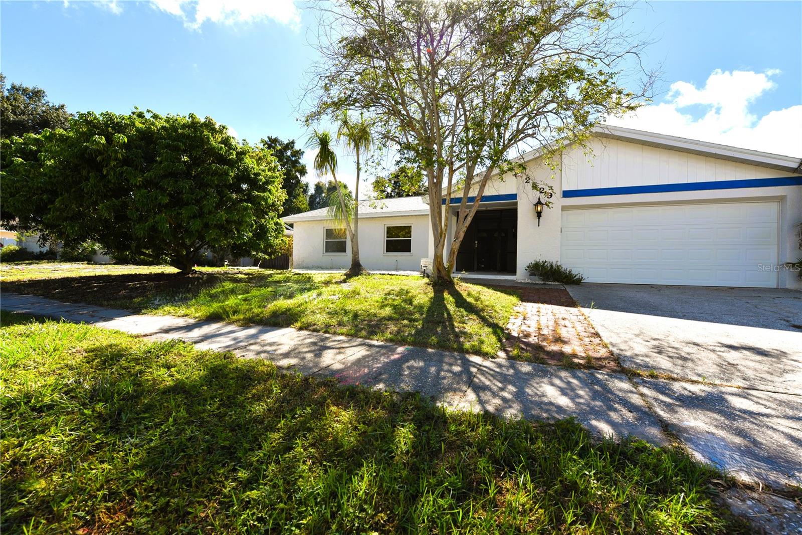 2529 Indigo Dr Property Photo 3