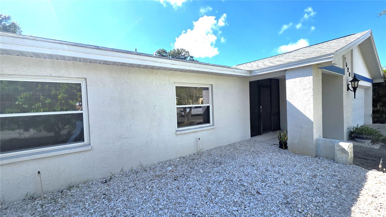 2529 Indigo Dr Property Photo 4