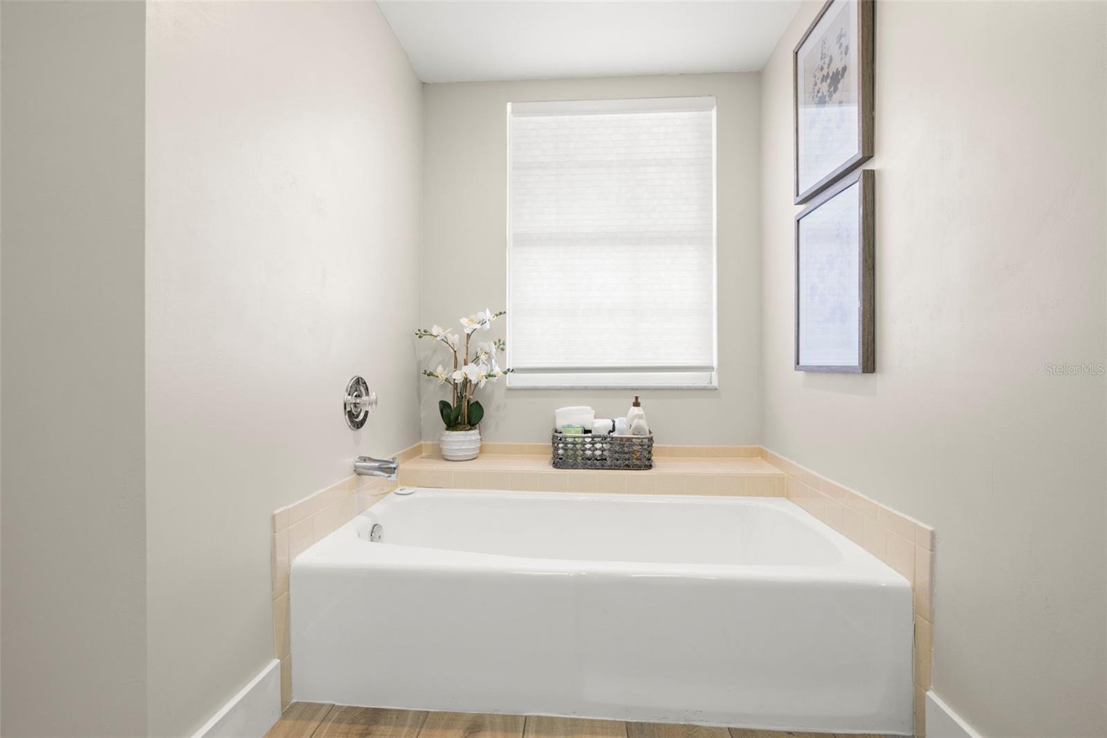 3428 Brookridge Ln Property Photo 24