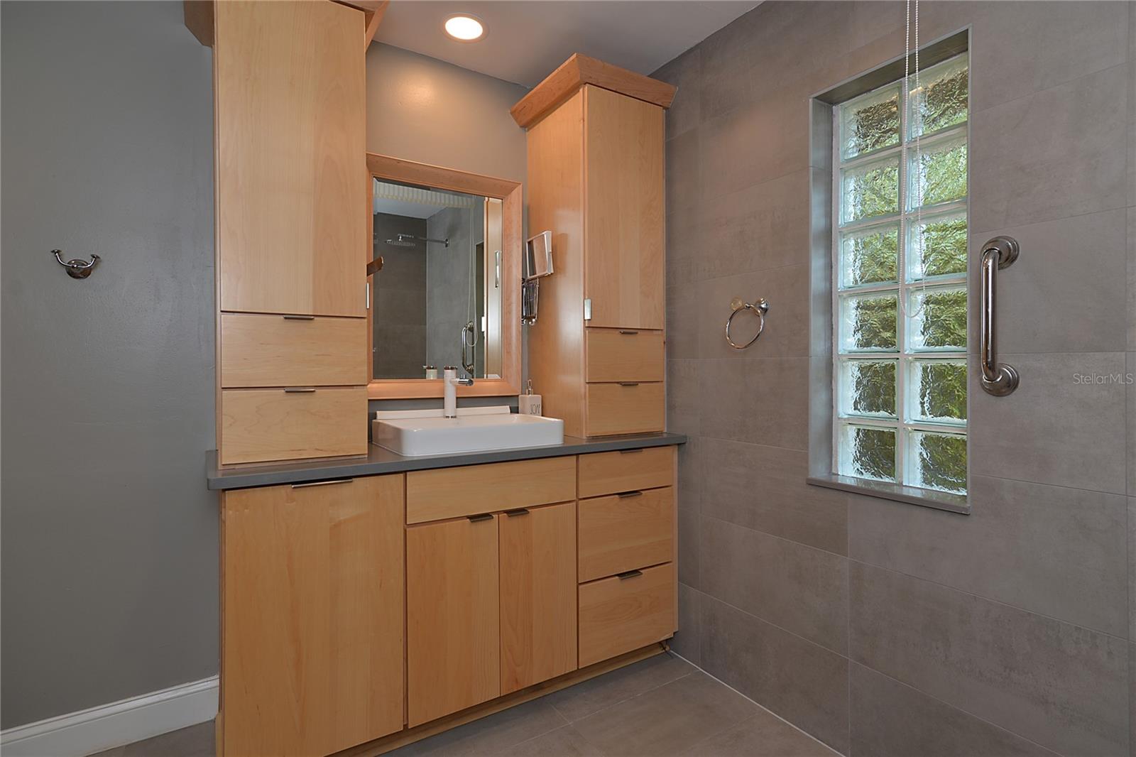 3308 San Gabriel St Property Photo 30