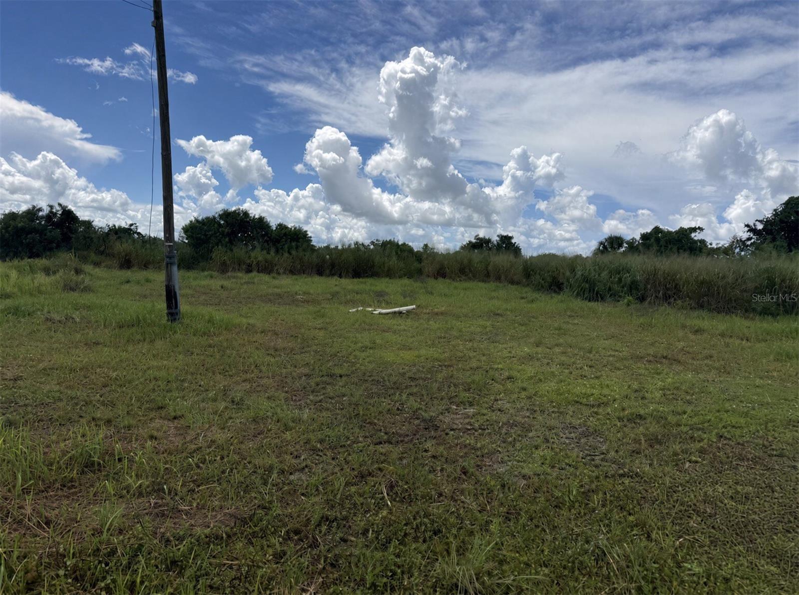 820 Stephens Rd Property Photo 1