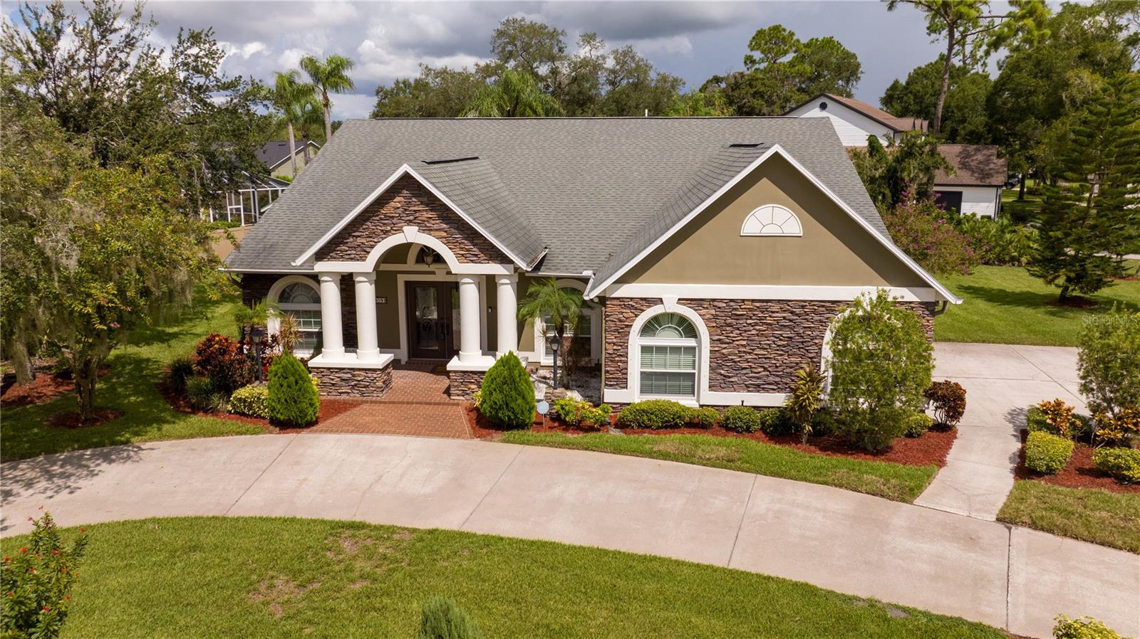 8809 EAGLE WATCH DR Property Photo 1