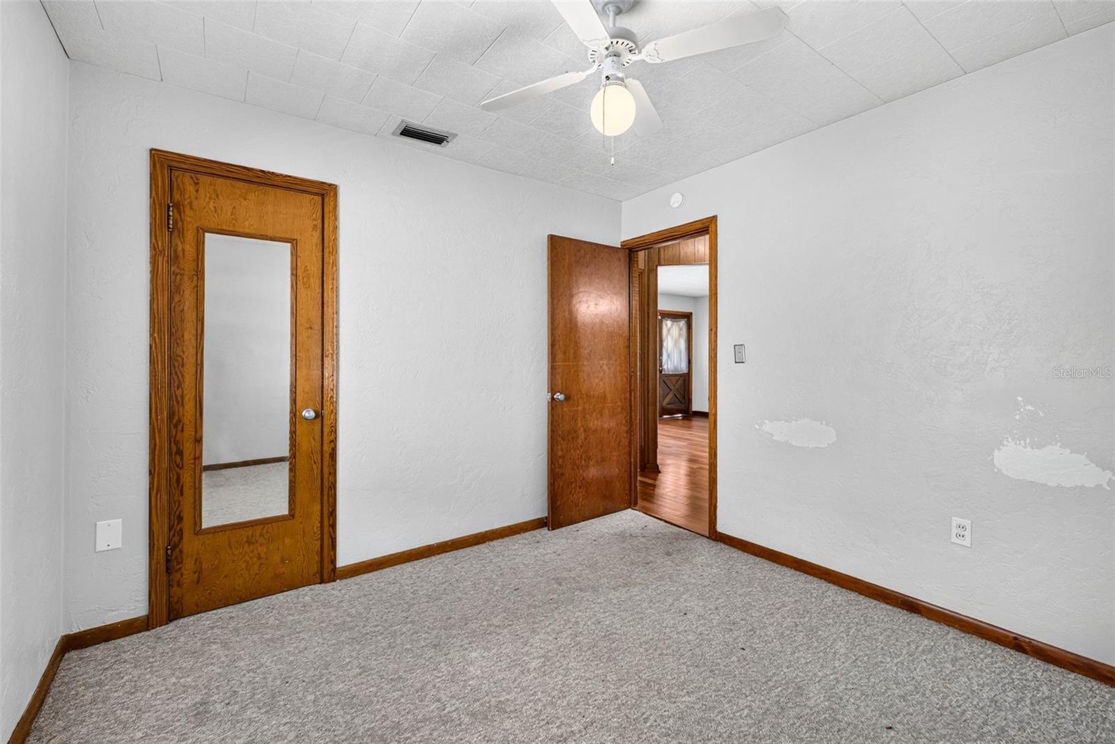 9522 N Ashley St Property Photo 21
