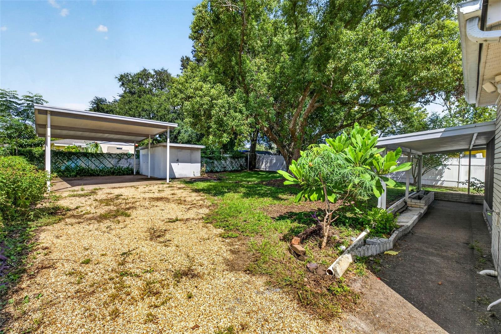 9522 N Ashley St Property Photo 39