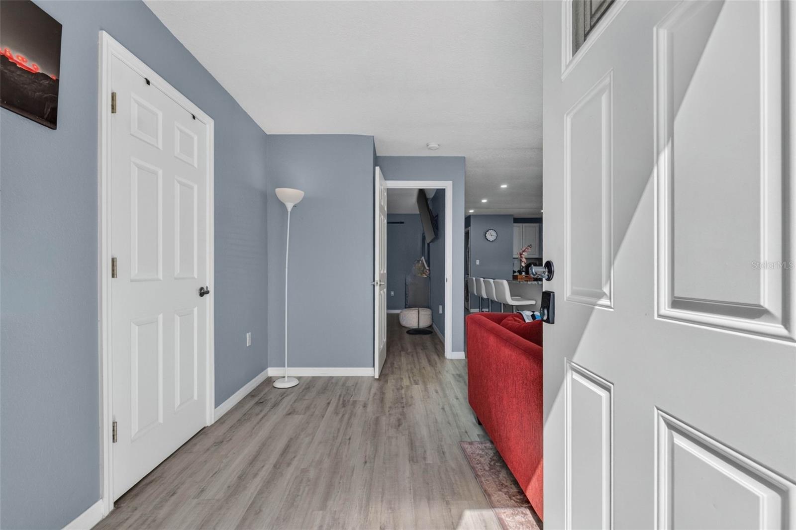 8114 N Edison Ave Property Photo 3