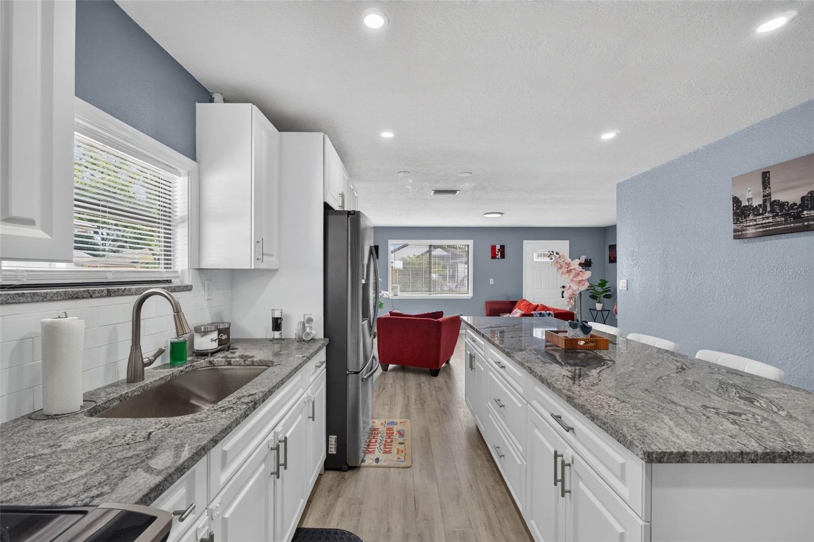 8114 N Edison Ave Property Photo 16