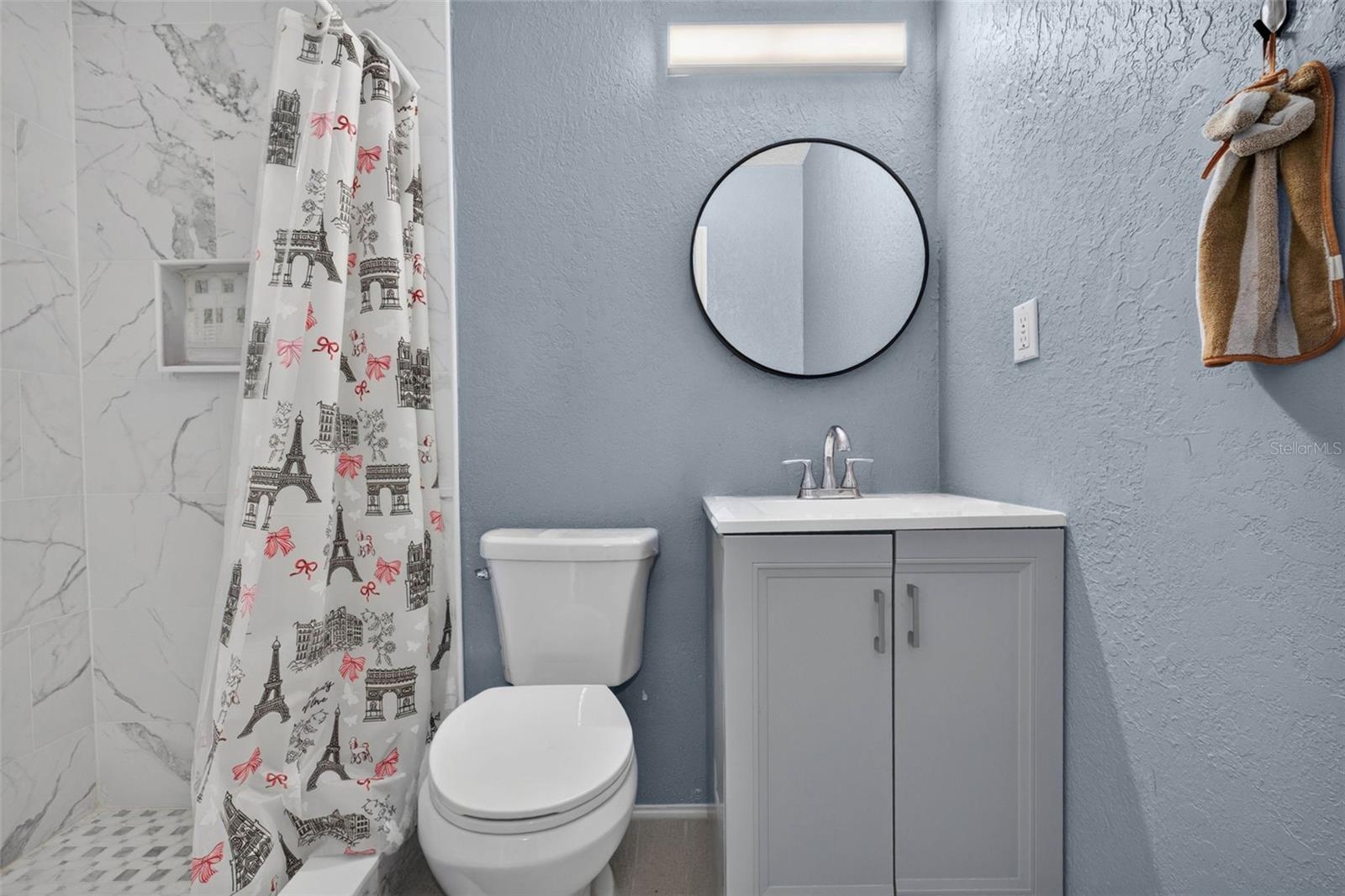 8114 N Edison Ave Property Photo 31
