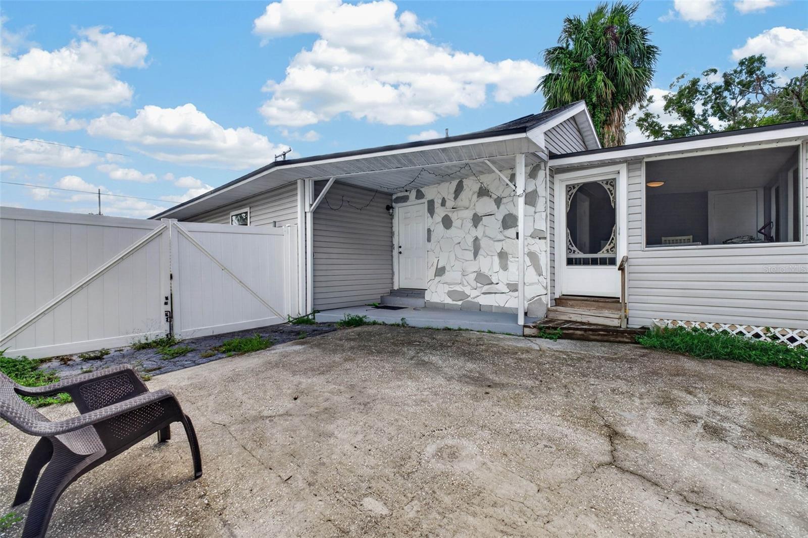 8114 N Edison Ave Property Photo 46