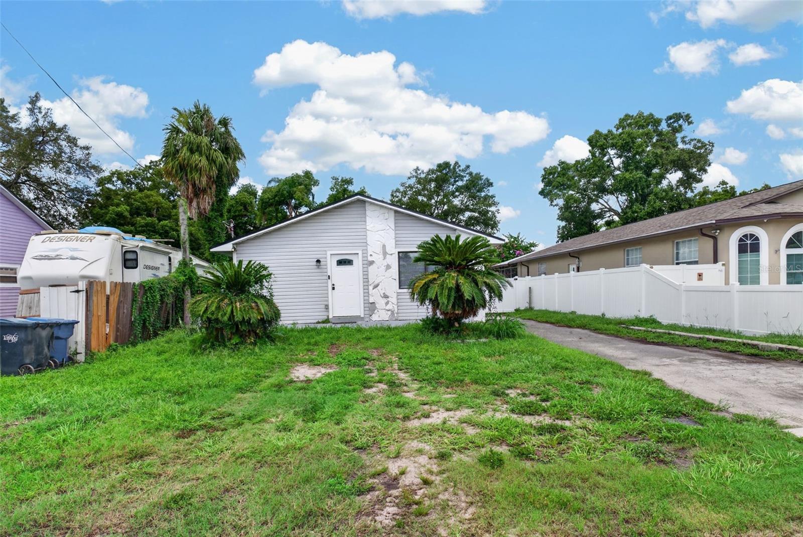 8114 N Edison Ave Property Photo 58
