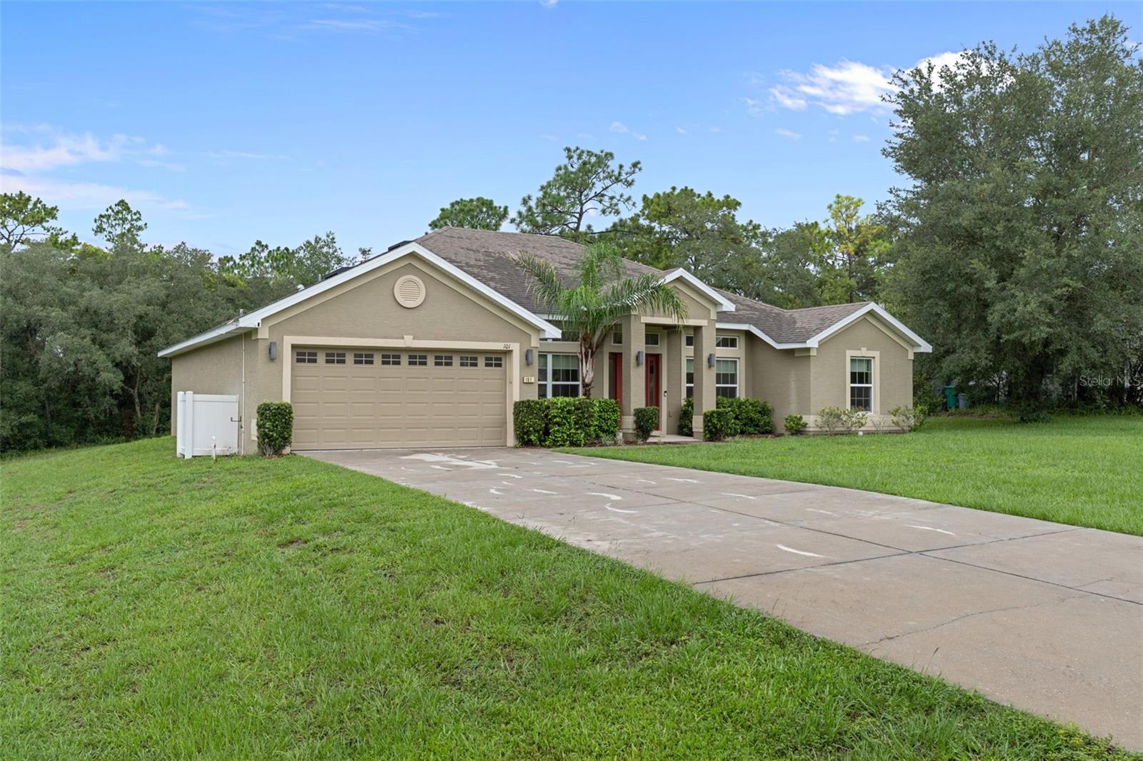 101 Oak Village Blvd Property Photo 2