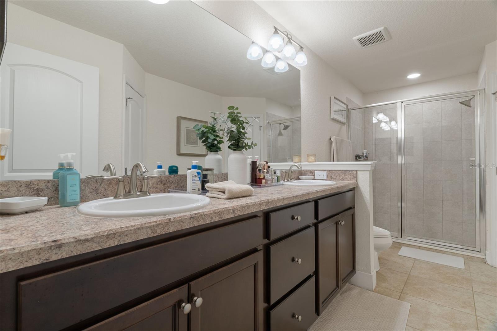 101 Oak Village Blvd Property Photo 36
