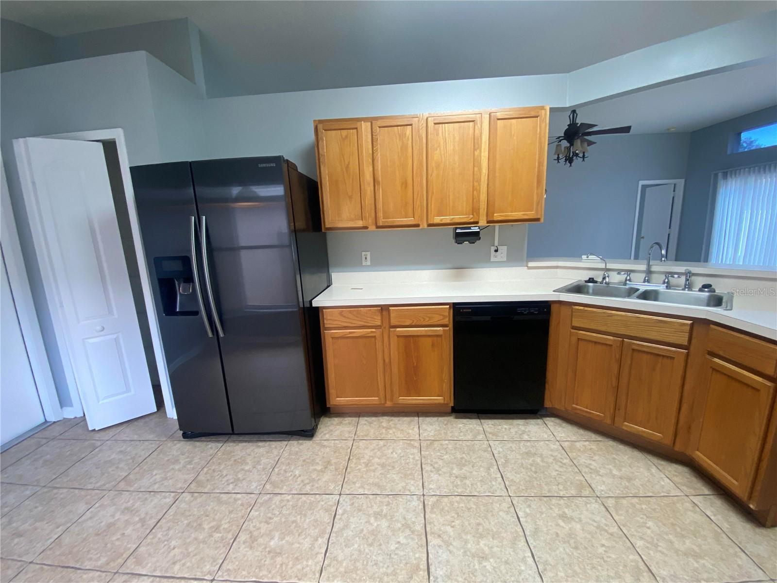 12304 Twinkling Star Pl Property Photo 3