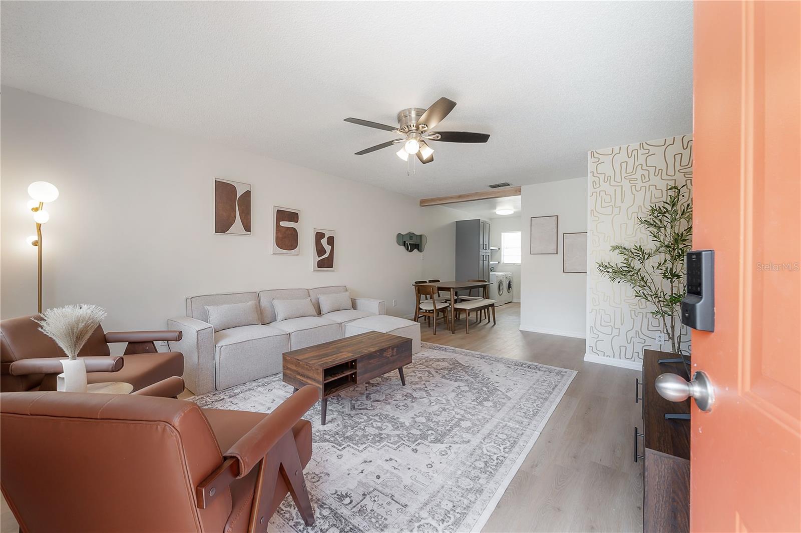 6910 S MACDILL AVE #C Property Photo 1
