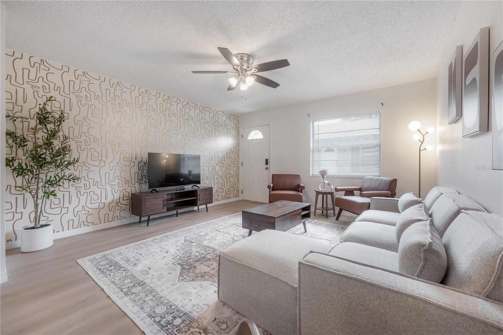 6910 S Macdill Ave #c Property Photo 2