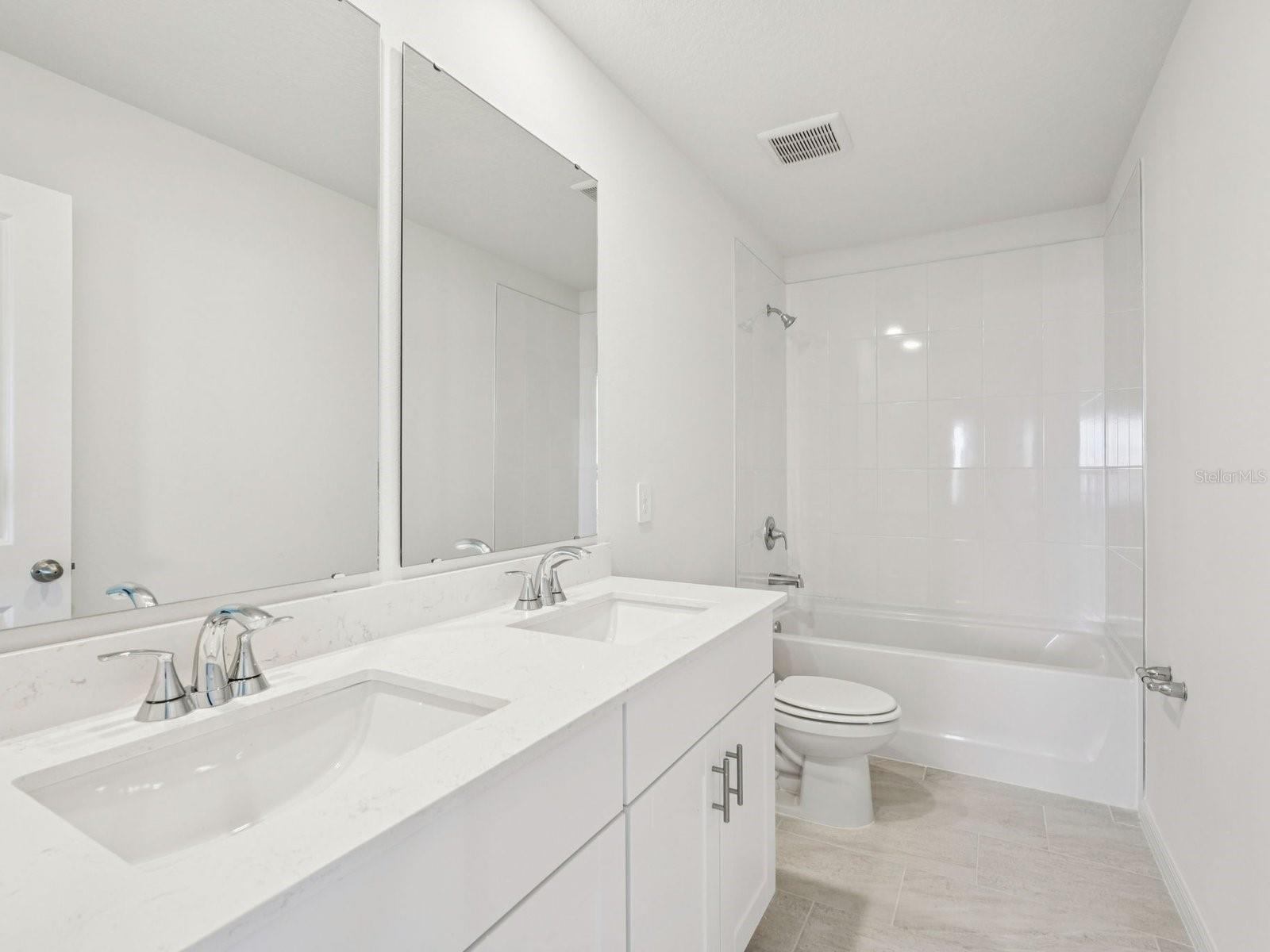 1548 Brekey Way Property Photo 10