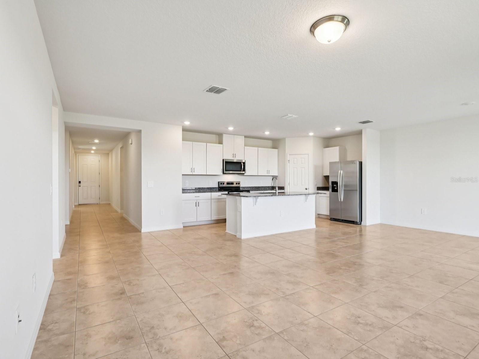 14159 Harvest Pines Ln Property Photo 2