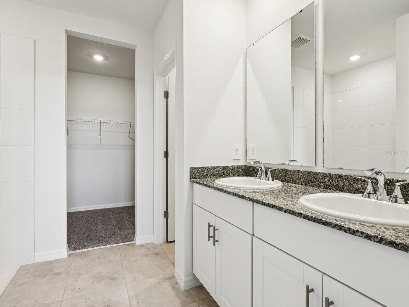 14159 Harvest Pines Ln Property Photo 7
