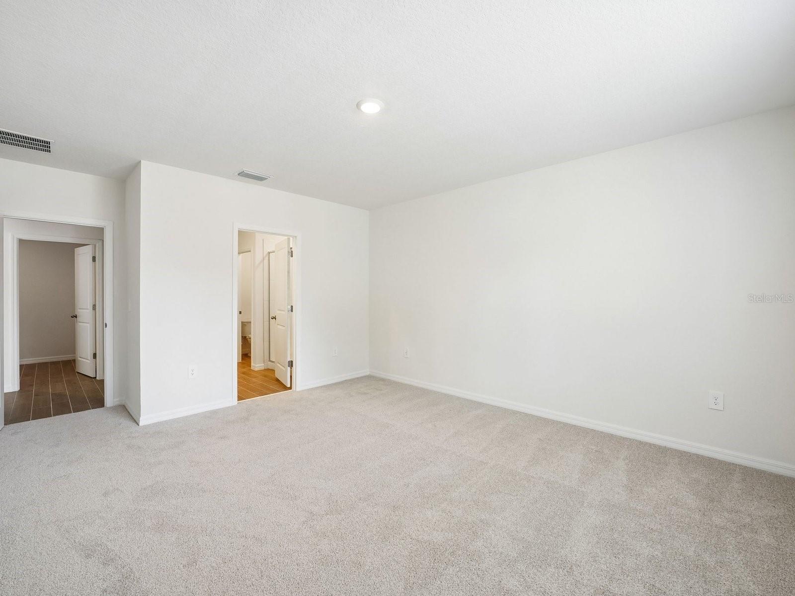 14137 Harvest Pines Ln Property Photo 11