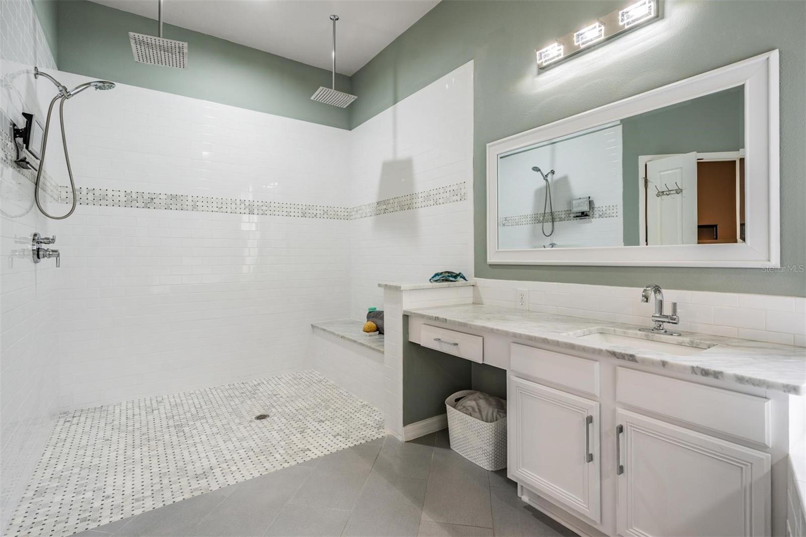 14607 Canopy Dr Property Photo 25