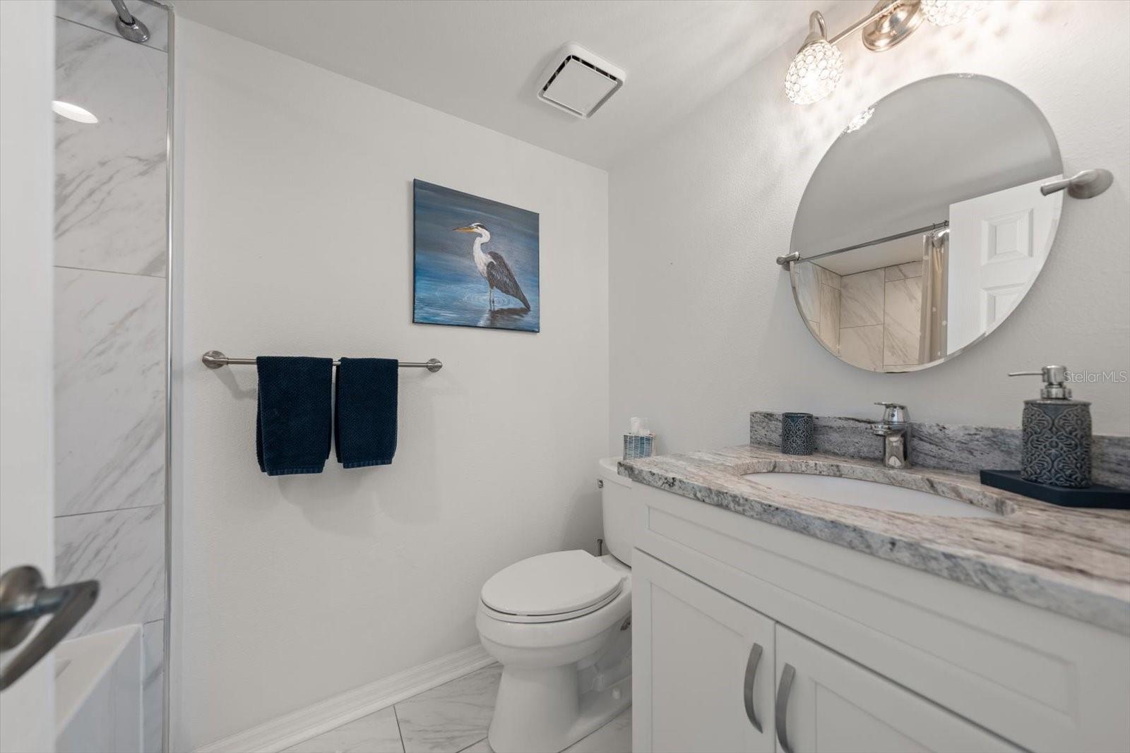301 Island Way #e Property Photo 23